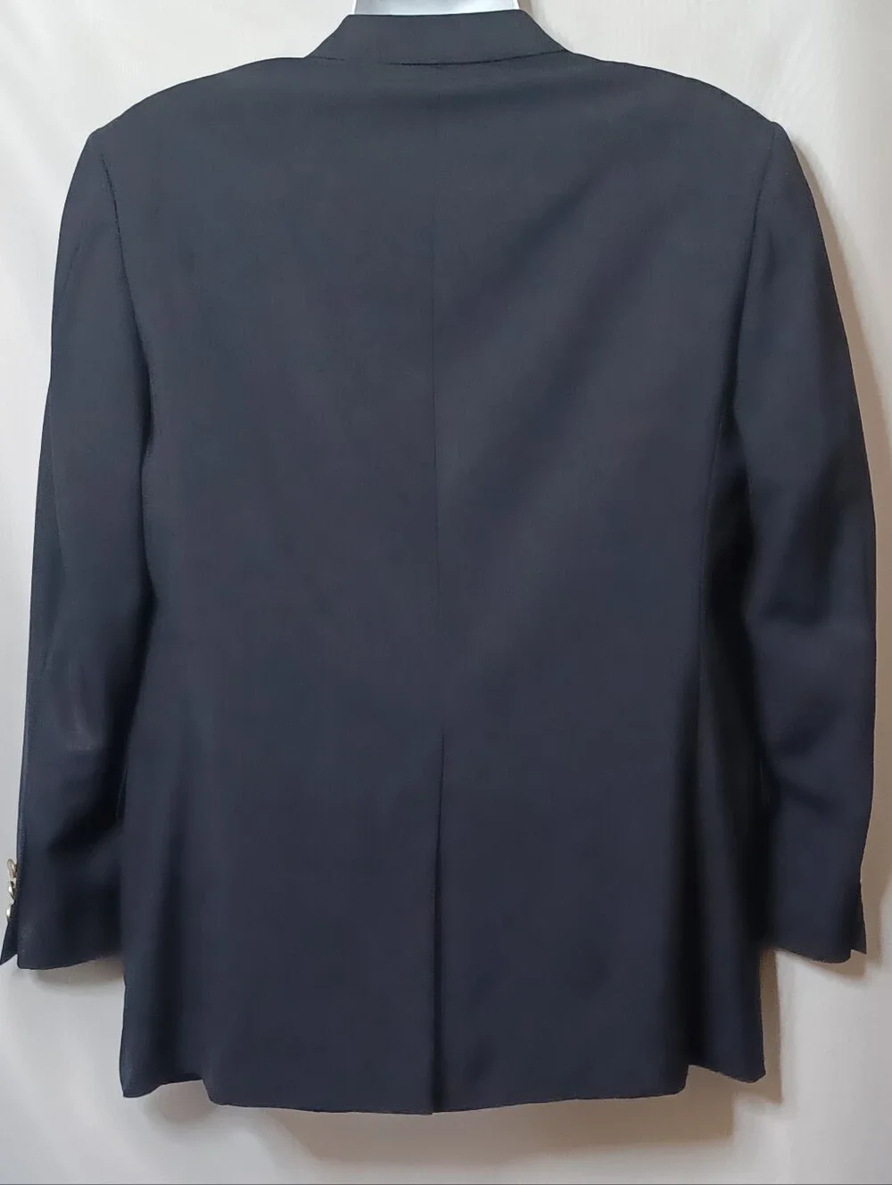 Bobby Jones Men's Wool Suit Jacket With Gold Tone Decorative Golf Buttons. 40S